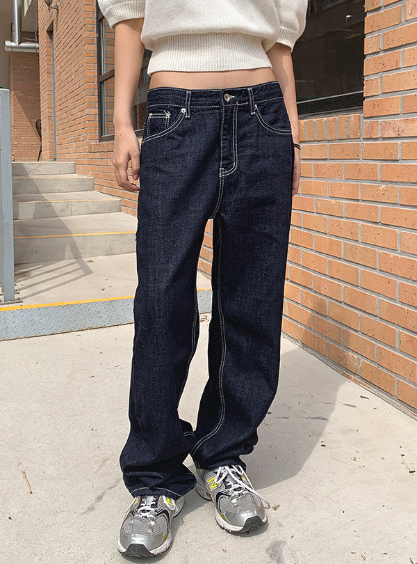 Standard deep jeans